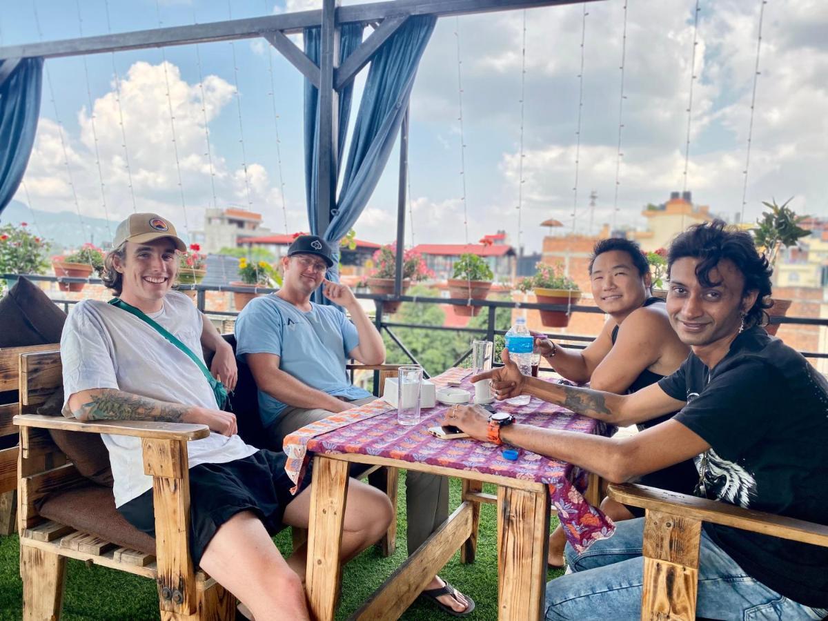 Yog Hostel Katmandu Zewnętrze zdjęcie