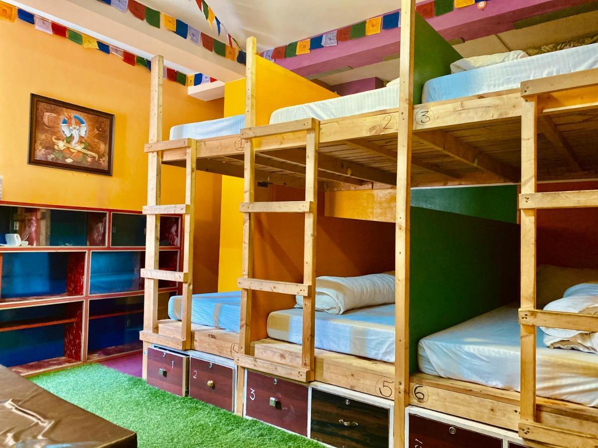 Yog Hostel Katmandu Zewnętrze zdjęcie