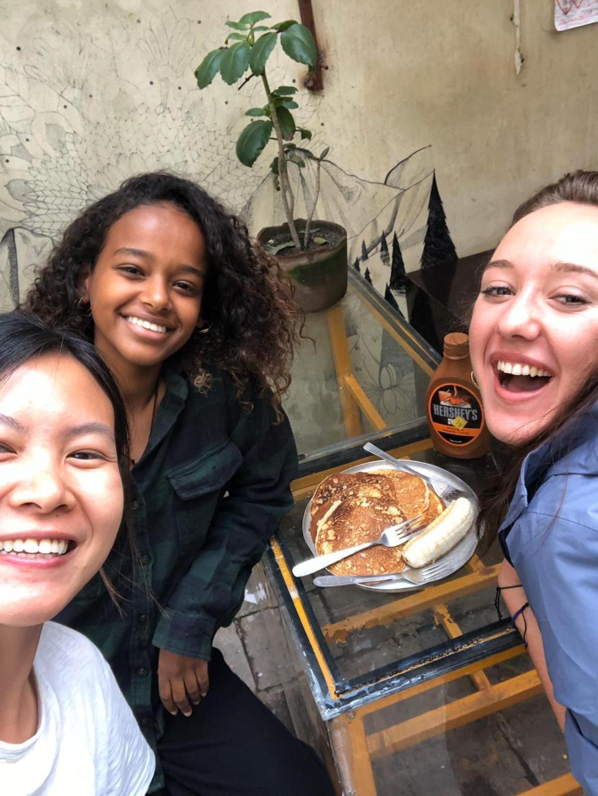 Yog Hostel Katmandu Zewnętrze zdjęcie
