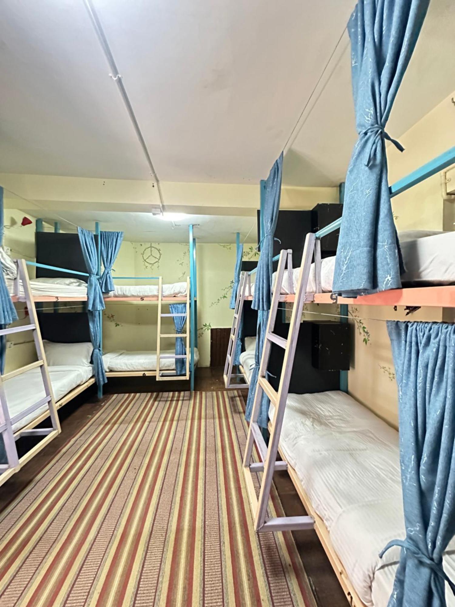 Yog Hostel Katmandu Zewnętrze zdjęcie